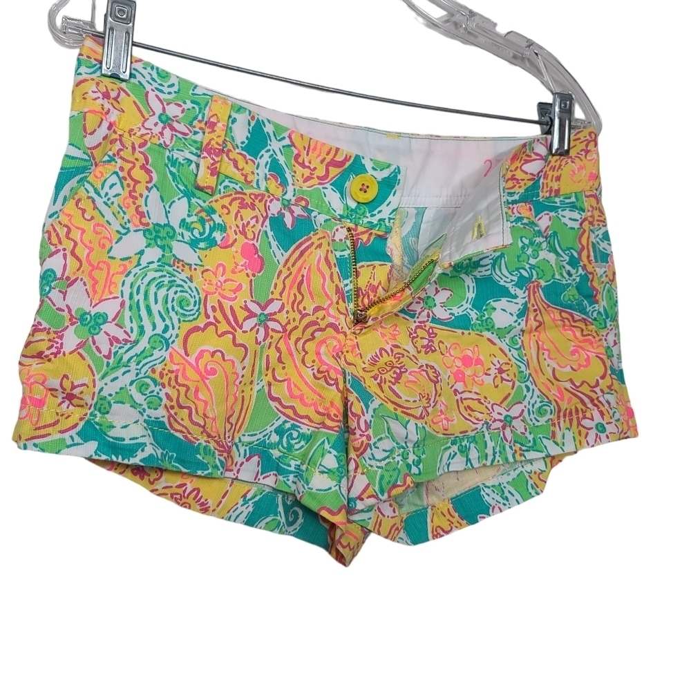 Lilly Pulitzer The Walsh Colorful Floral Shorts 2 - Picture 2 of 6